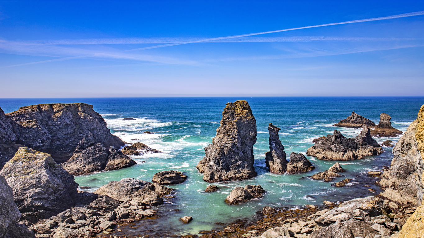 Belle-ile en el puerto marítimo de Coton y la playa de Kernel